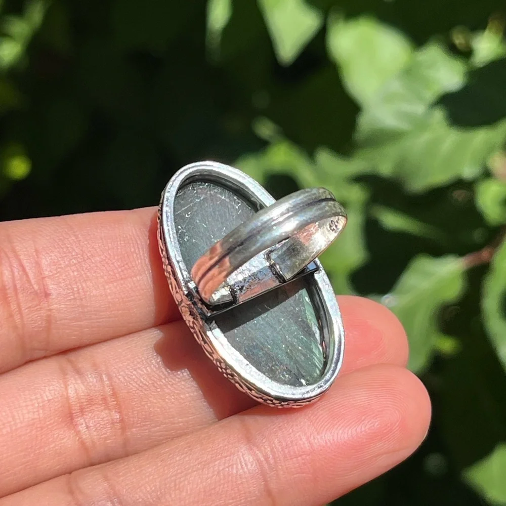Size 8 925 silver‎ plated green flash labradorite ring